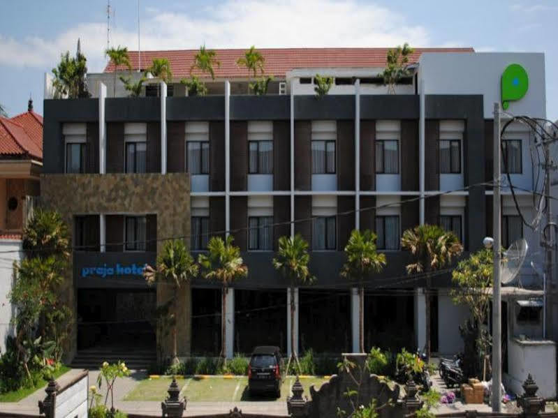 Praja Hotel Denpasar  Exterior photo